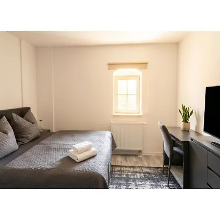 Elbquartier Mit Balkon & Parkplatz In דירה *